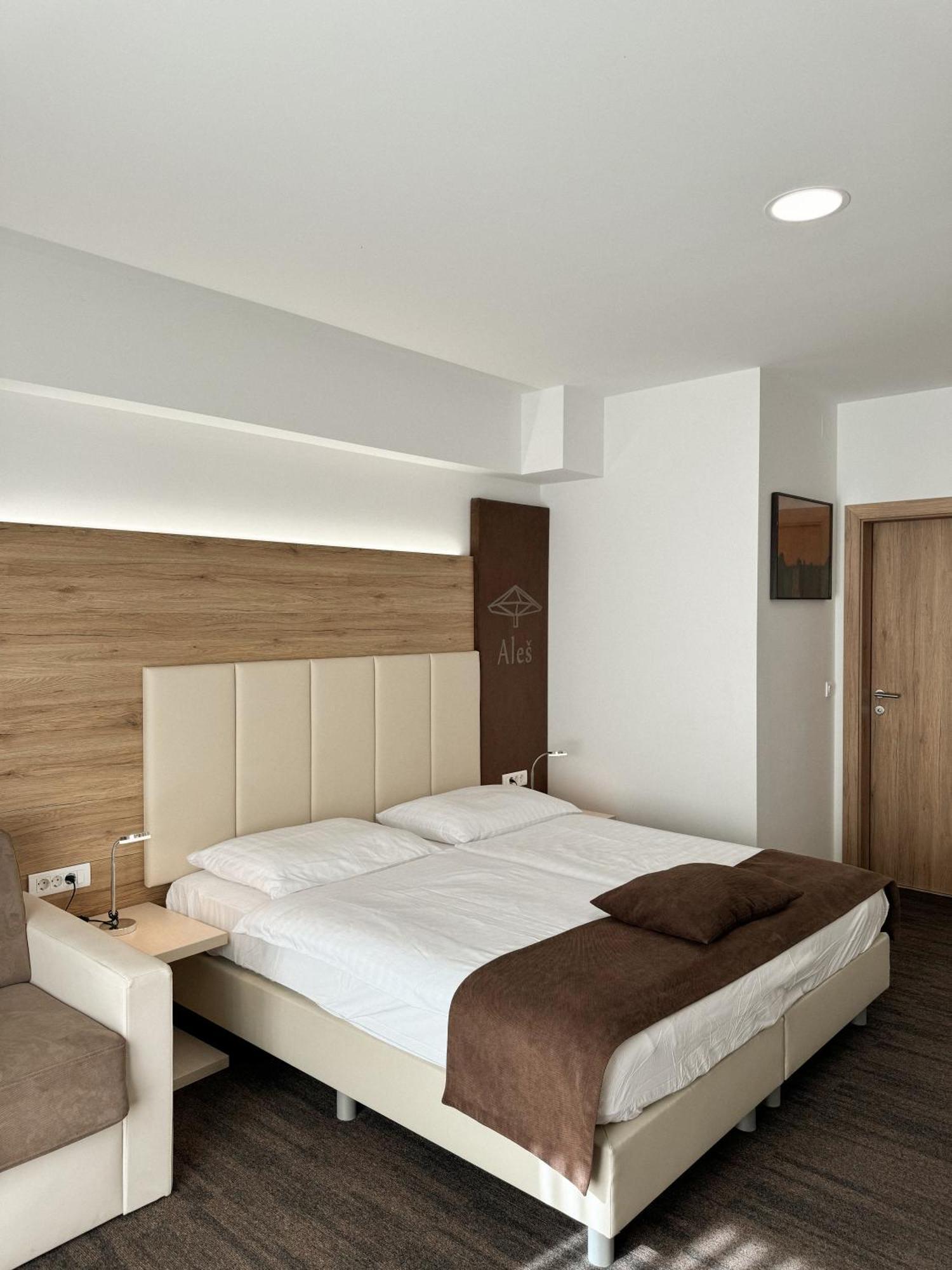 Hisa Ales Kranj